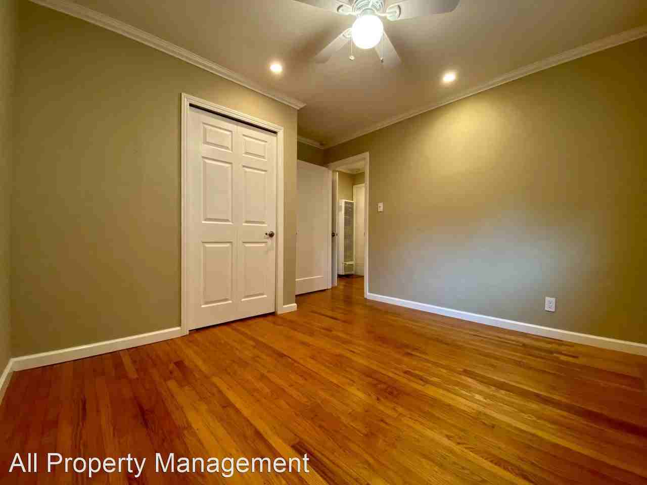 1120 Palm Ave - Photo 3 of 3