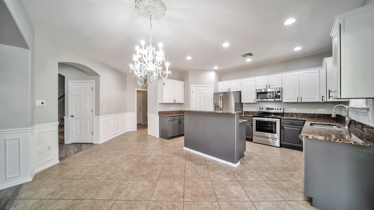 410 W Corte Calza - Photo 7 of 25