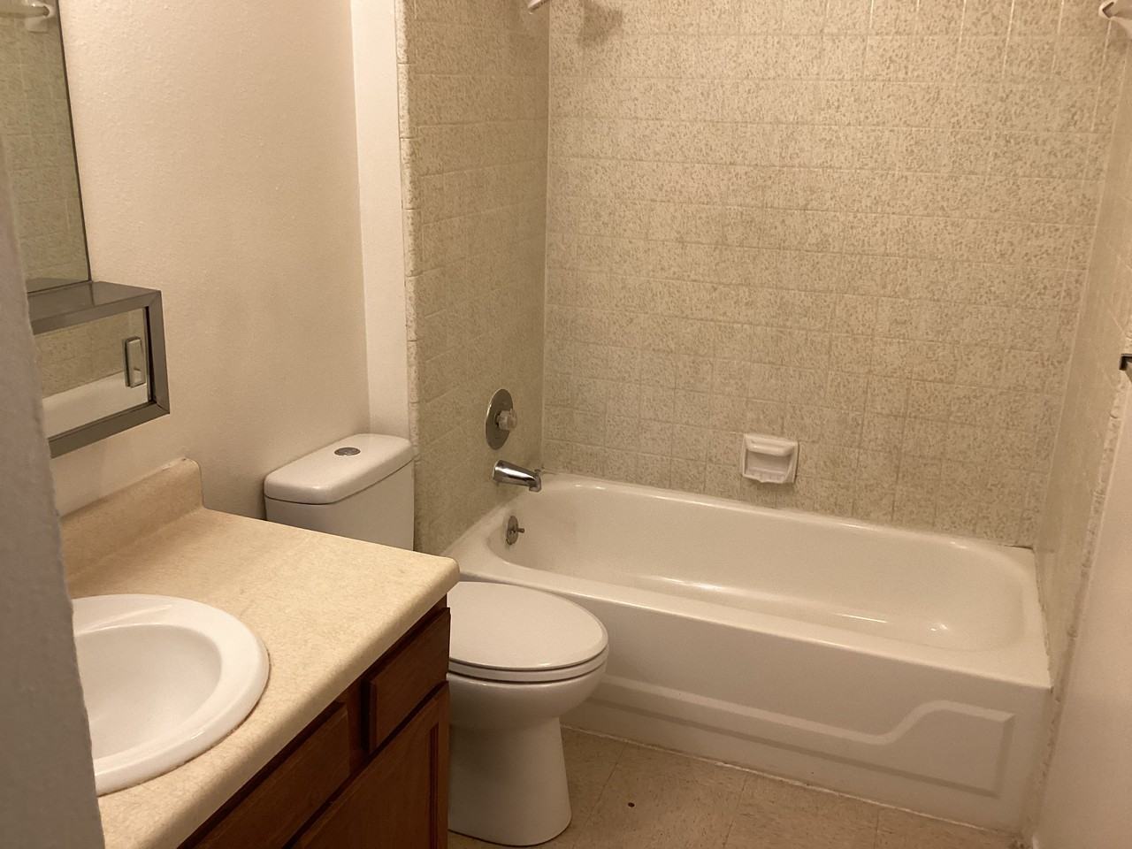 11303 Bel Air Dr - Photo 2 of 10