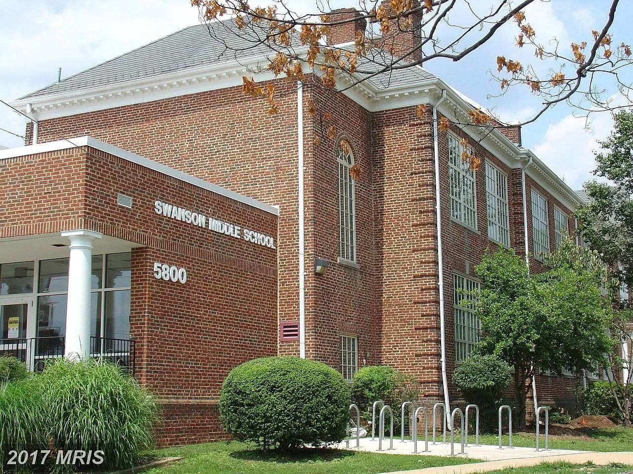 6043 19th Rd N - Photo 3 of 5