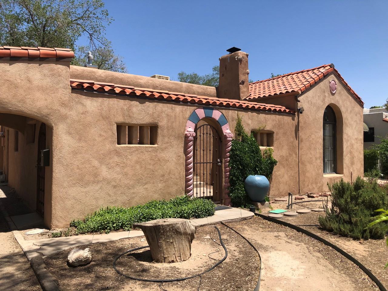 3401 Campus Blvd Ne - Photo 2 of 15