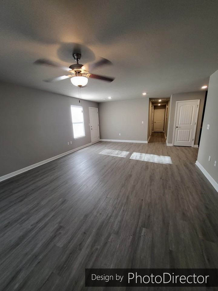 115 Sw Marigold St - Photo 2 of 15