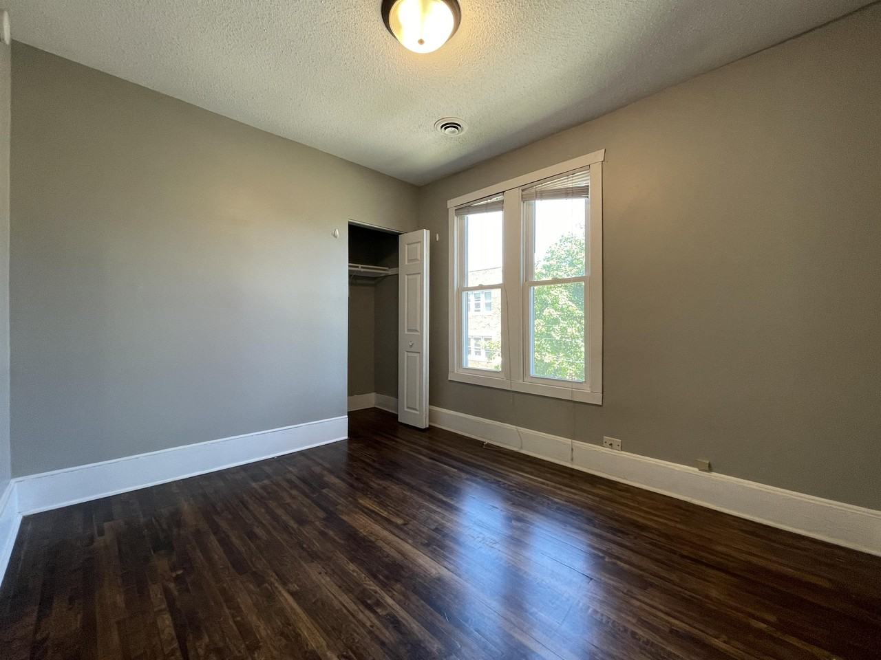 116 W 34th St #2 - Photo 6 of 18
