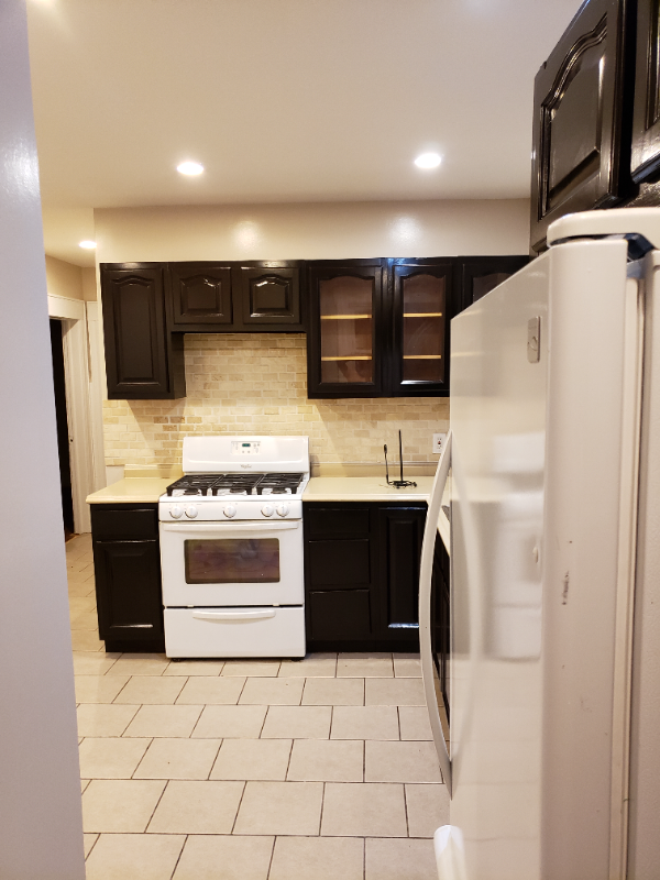 48 Hazelwood Ave #1 - Photo 5 of 27