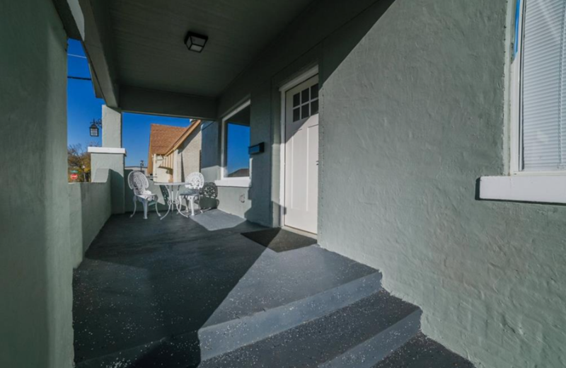 2312 N Everest Ave - Photo 2 of 19