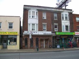 featured image of 817 Bloor Street West