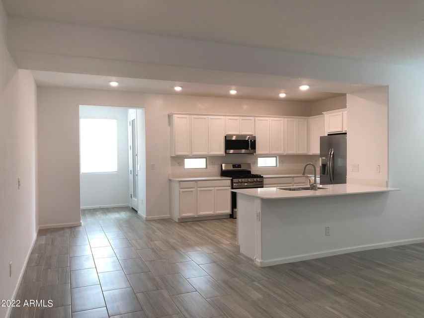 44886 West Rhea Road - Photo 3 of 8