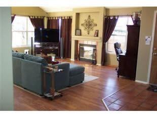 1204 Pinnacle View Dr NE - Photo 2 of 4