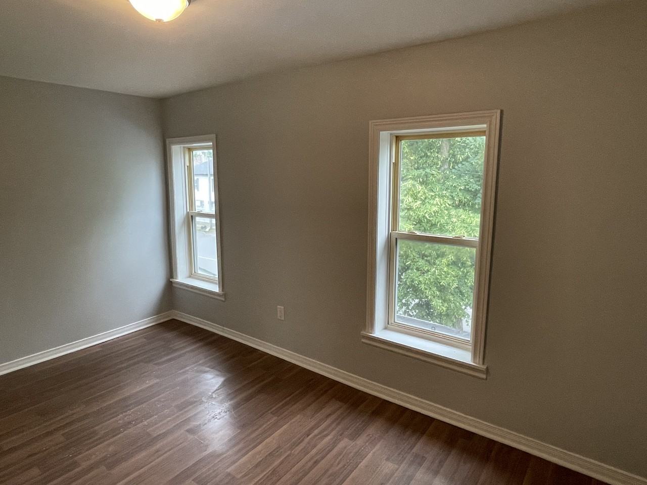 Unit #2 - 304 Dalhousie - Photo 3 of 7