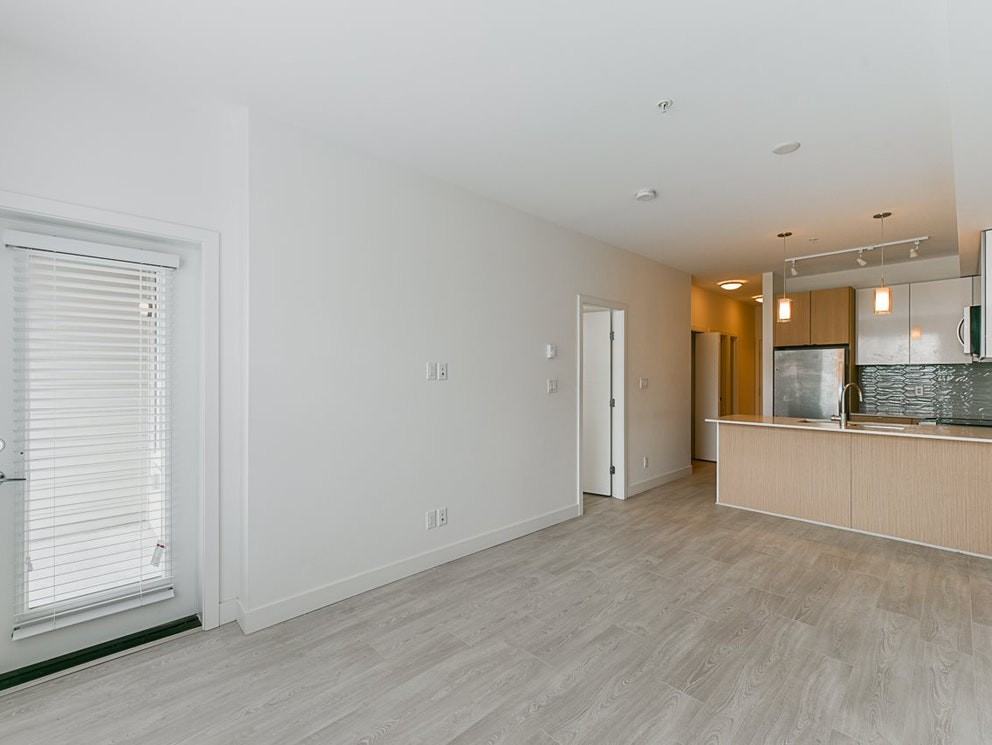 19567 64 Avenue - Photo 6 of 23