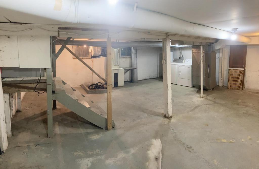 604 S Fillmore St - Photo 2 of 30