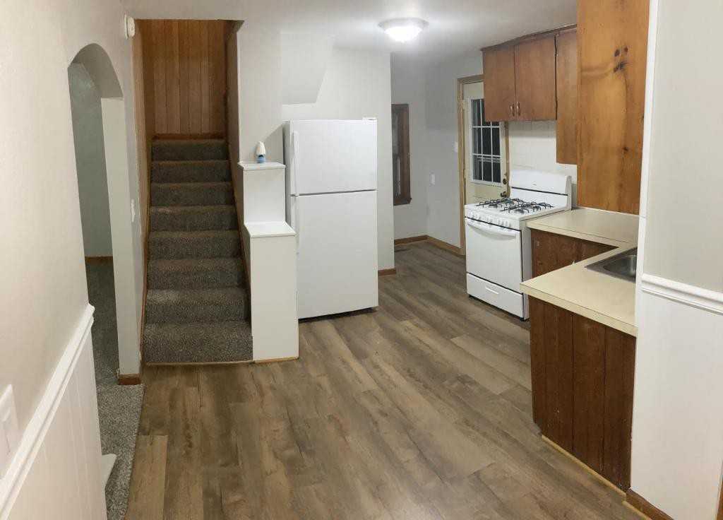 604 S Fillmore St - Photo 7 of 30