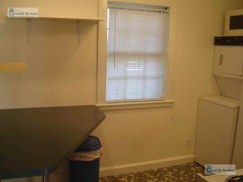 408 Main St INLAW - Photo 3 of 10