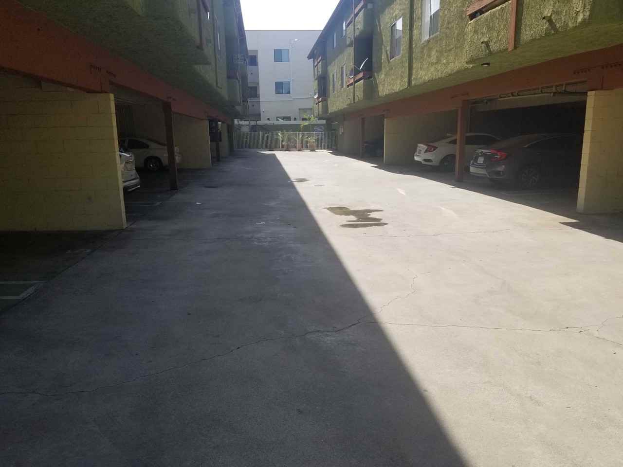 Reseda Boulevard - Photo 3 of 27