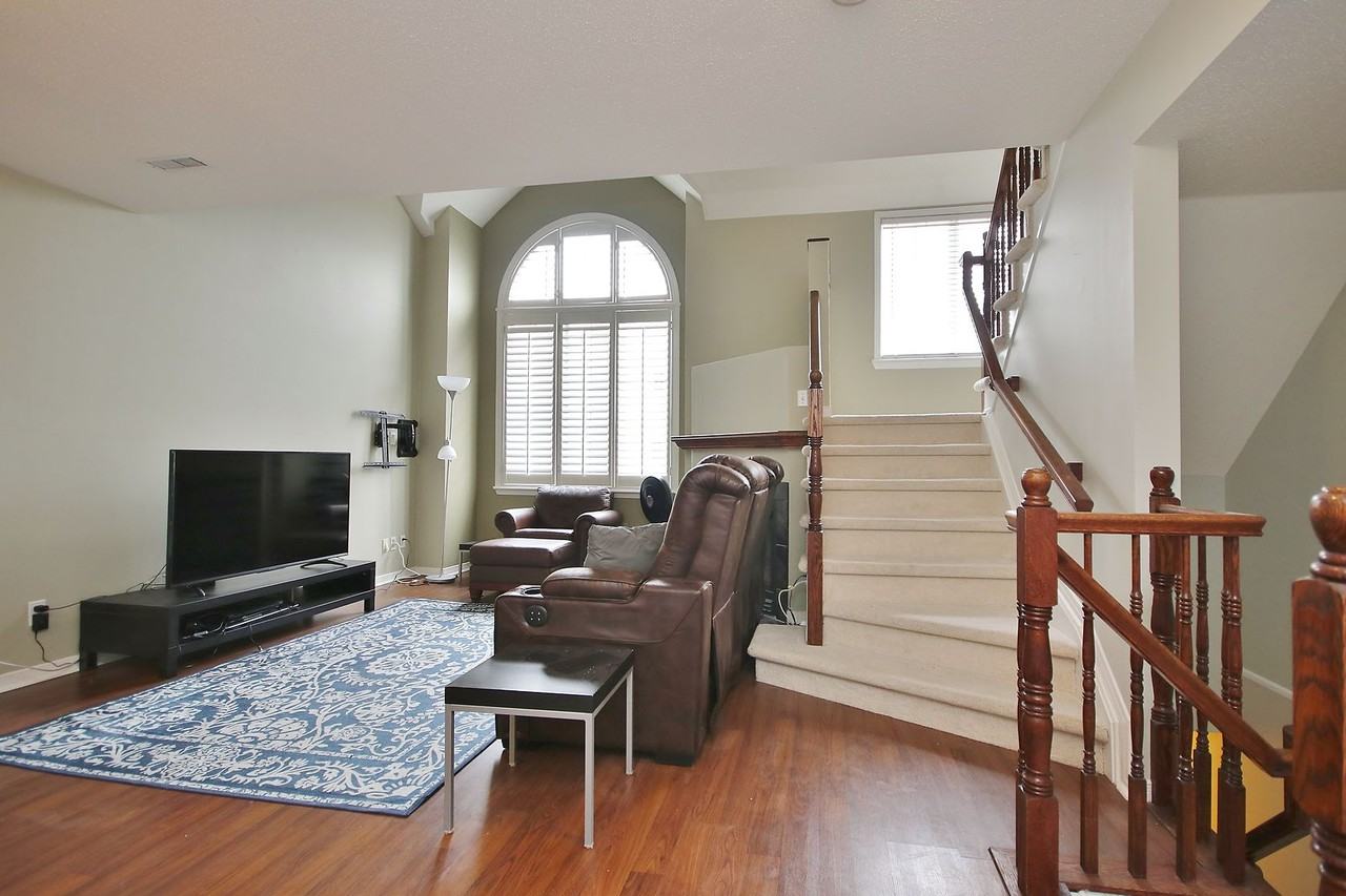 40 Briston Private - Photo 3 of 29