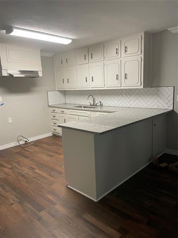 107 S Dwight Ave - Photo 3 of 18