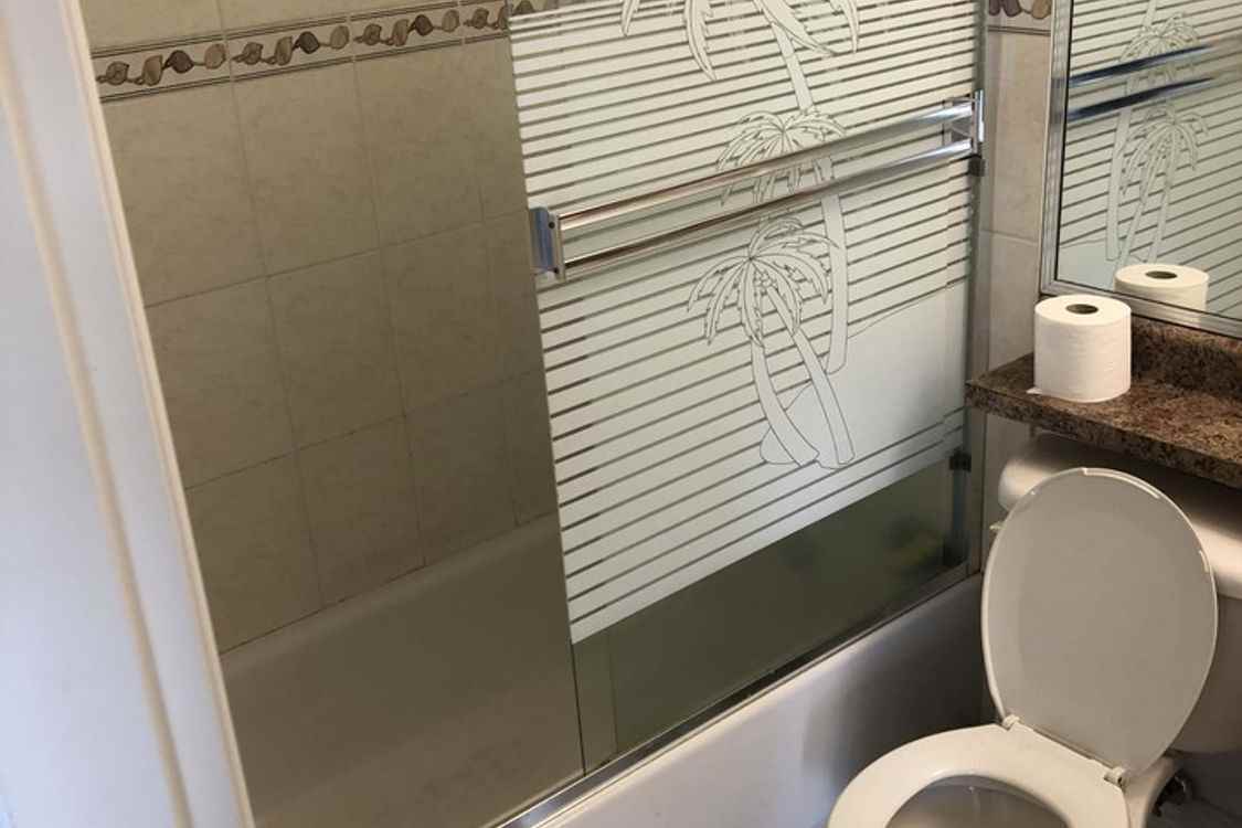 811 East 41st Avenue - Photo 4 of 5