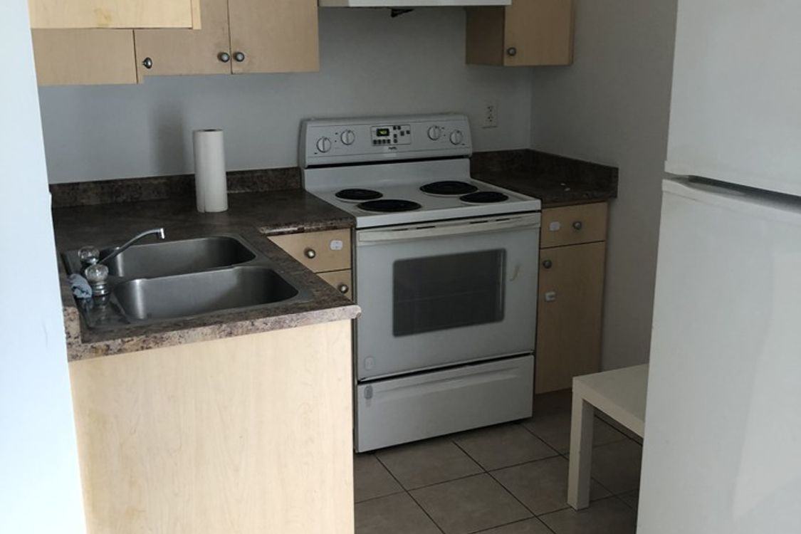 811 East 41st Avenue - Photo 5 of 5