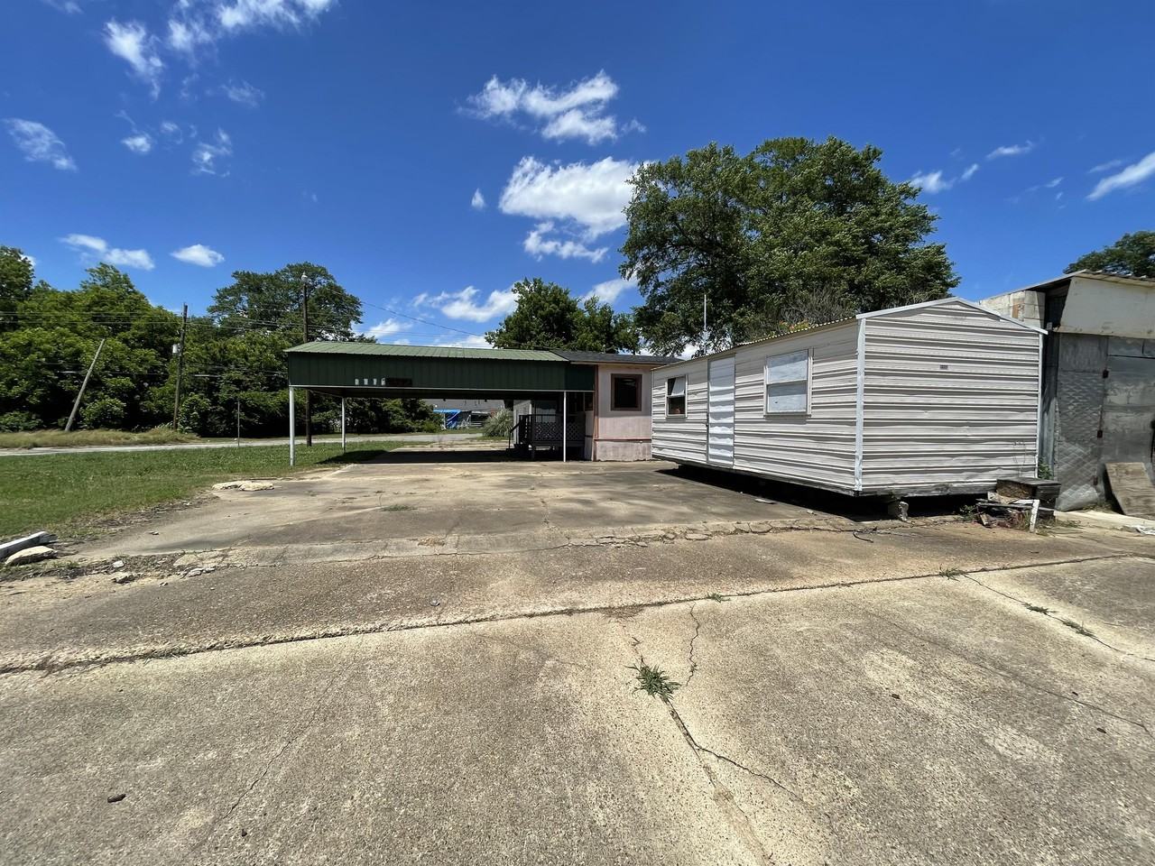 2216 W 7th St #1 - Photo 4 of 33