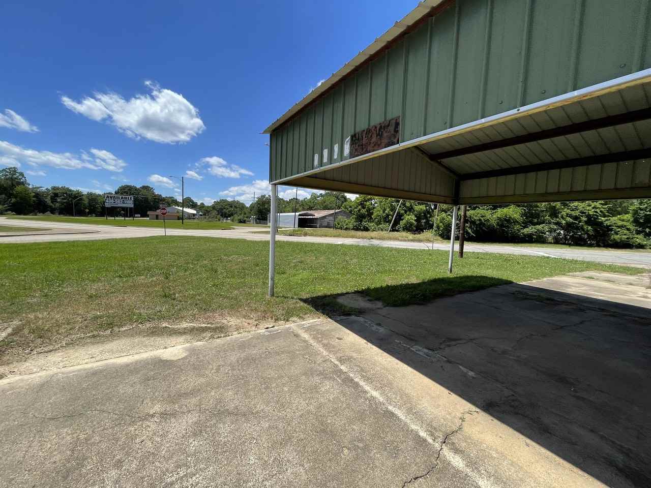 2216 W 7th St #1 - Photo 5 of 33