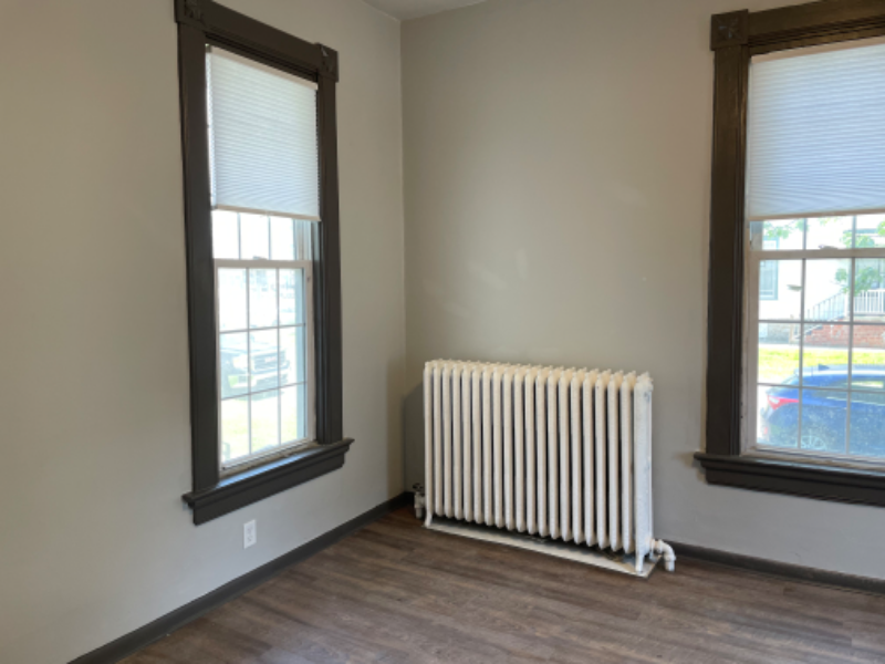 301 W Lincoln St #1 - Photo 2 of 7