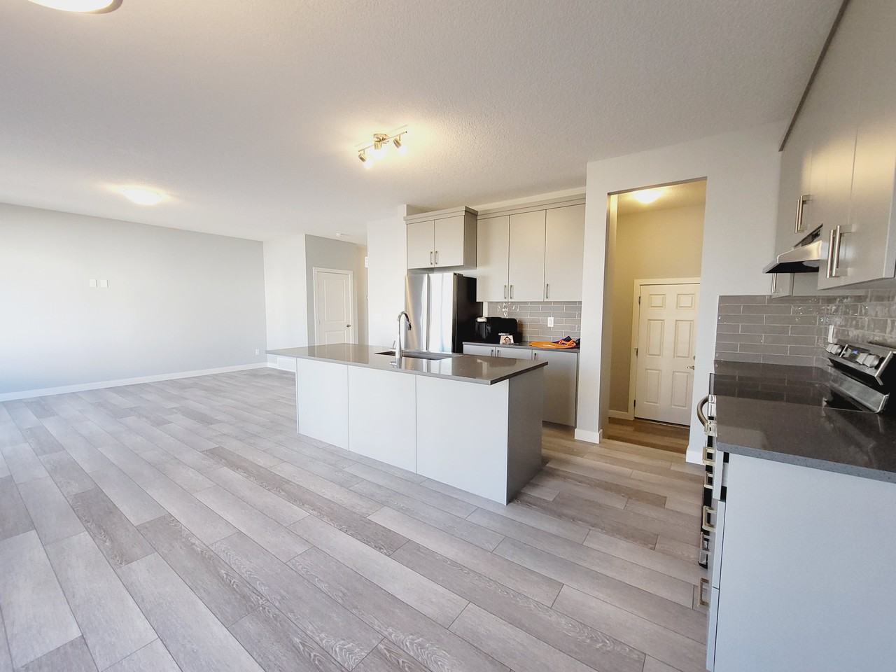 960 Stillwater Blvd Nw - Photo 2 of 37