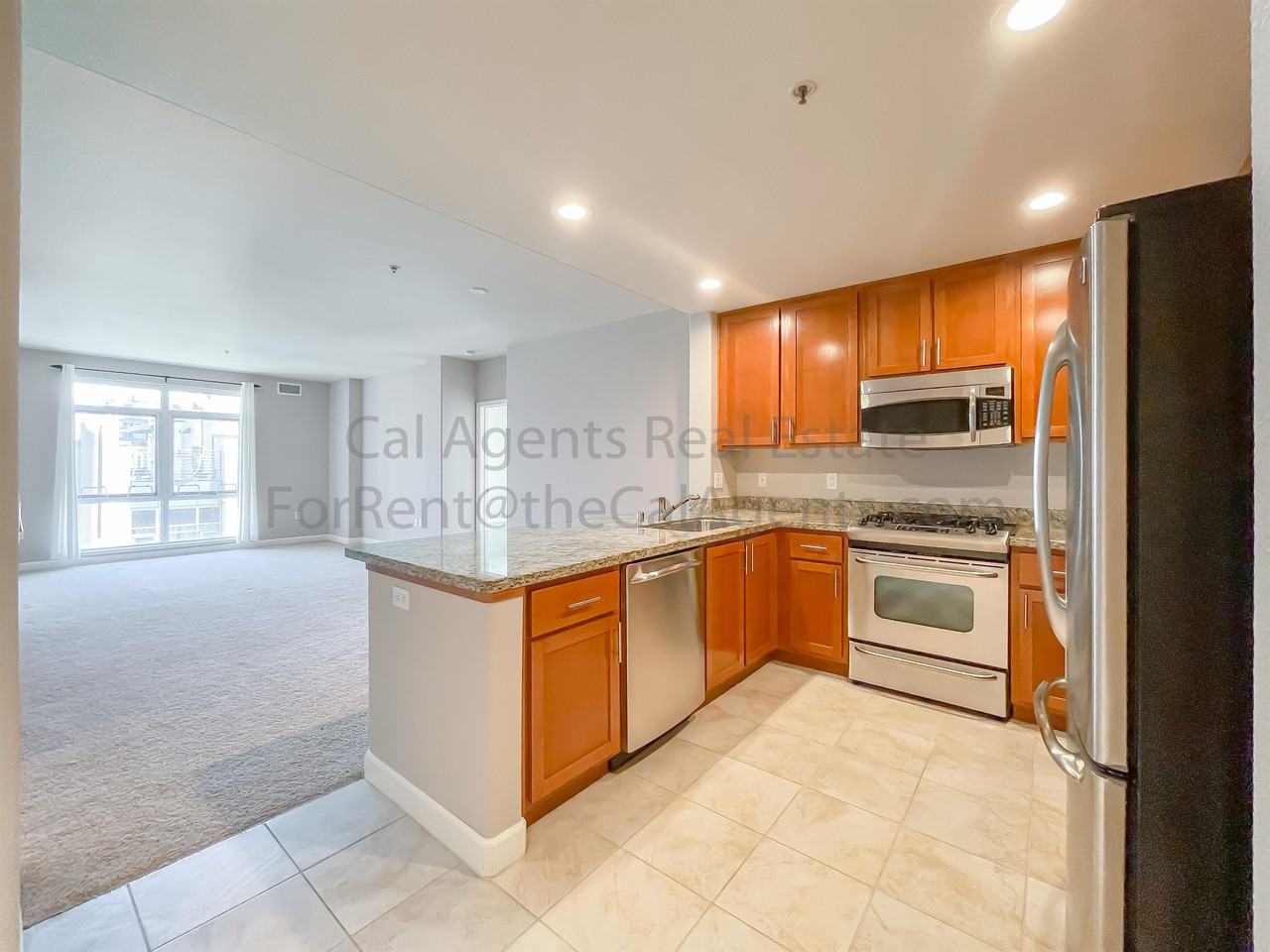 423 7th St #1 - Photo 2 of 35