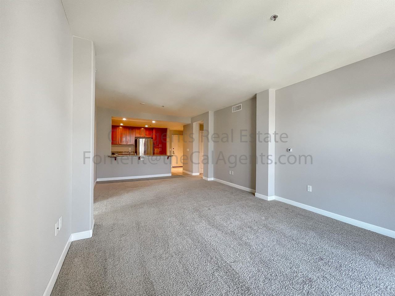 423 7th St #1 - Photo 7 of 35