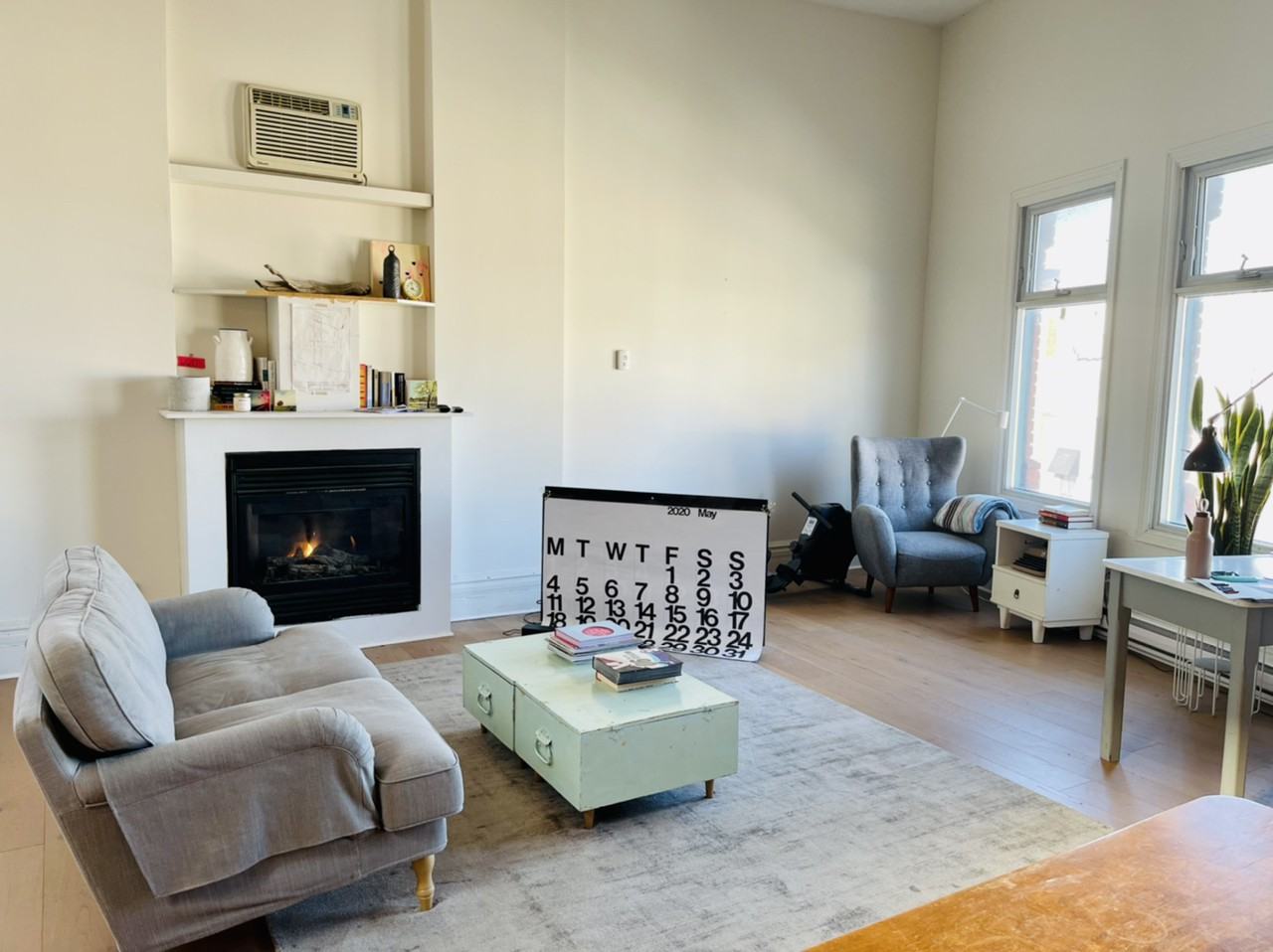 2903 Dundas St W - Photo 2 of 12