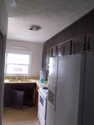 200 S 16th St - Photo 4 of 7