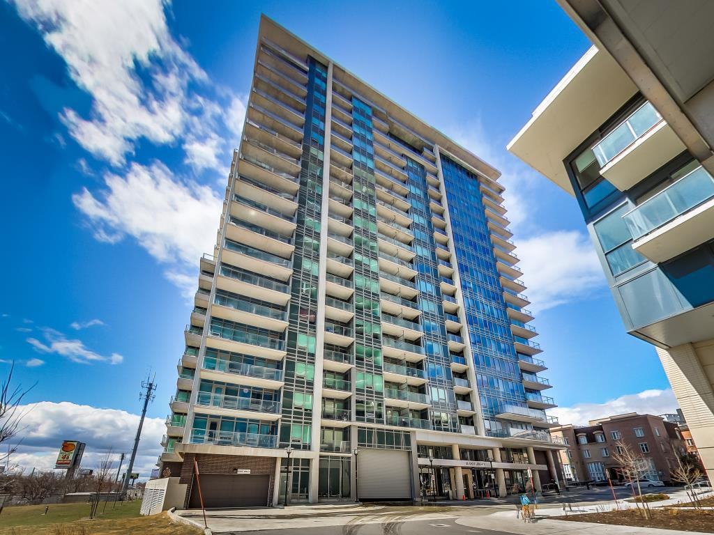 Bliss - 55 East Liberty Street - Photo 2 of 6