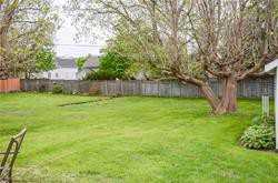 15 Sherwood Road East - Photo 2 of 8