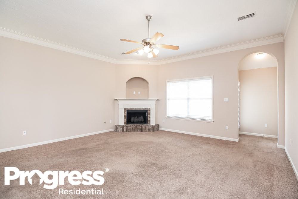 4187 Destin Dr - Photo 2 of 15