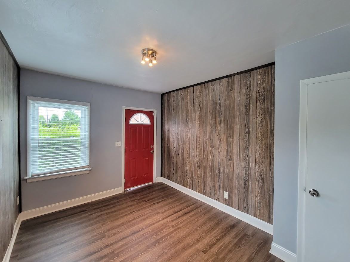 1285 Reservoir Ave - Photo 2 of 10