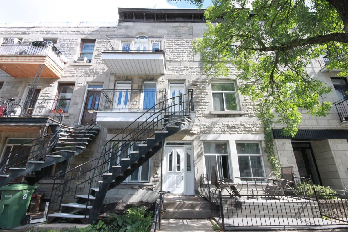 Hochelaga CONDO STYLE LOFT + TERRACE, SEMI Apartments 4906 Rue