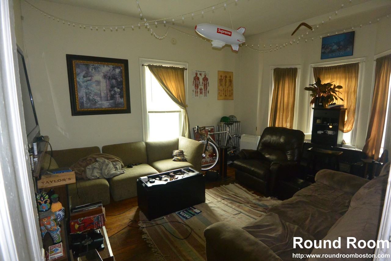 37 Linden St #2 - Photo 3 of 16