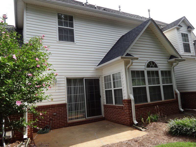 402 Cliffview Ct - Photo 2 of 14