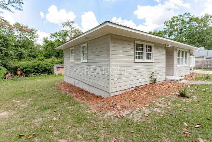 211 Wright Rd - Photo 3 of 26