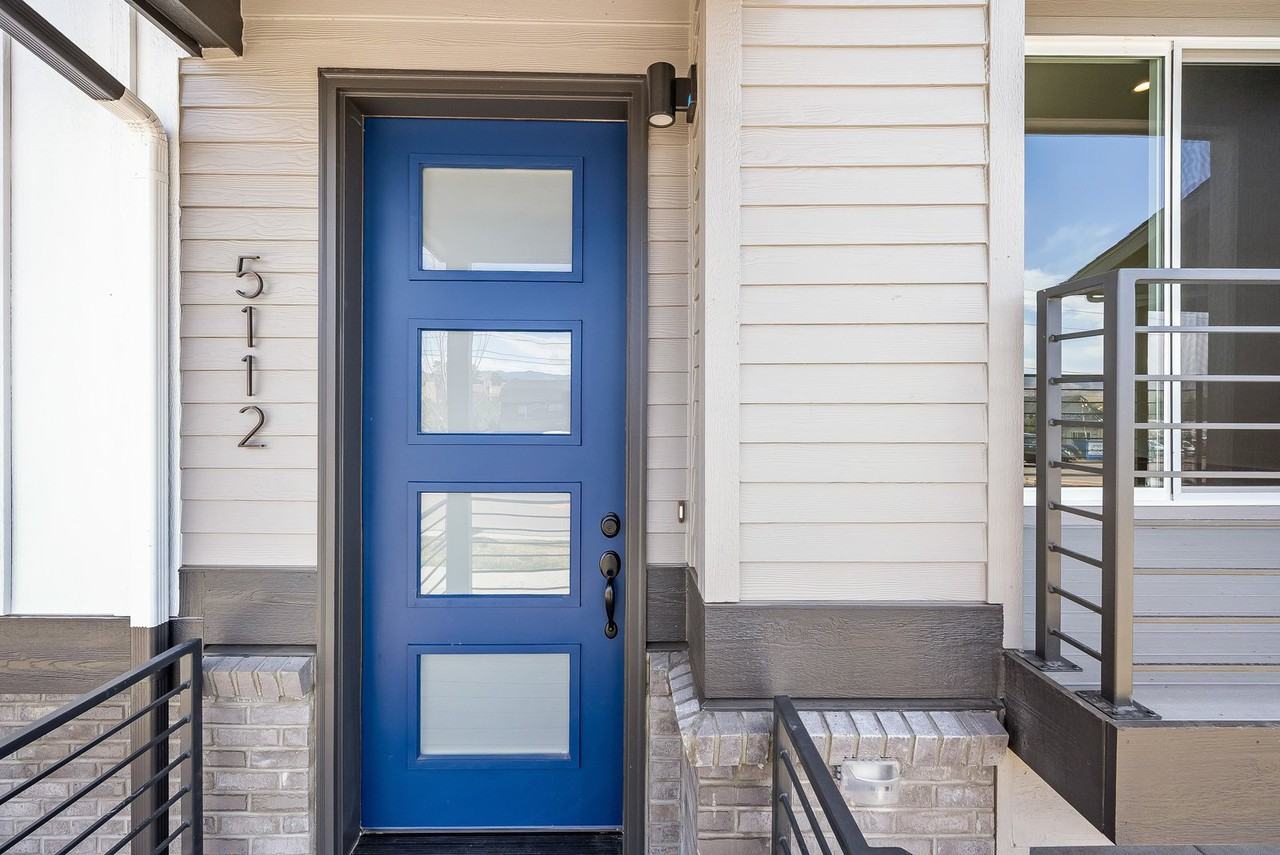 5112 Ward Rd - Photo 2 of 35