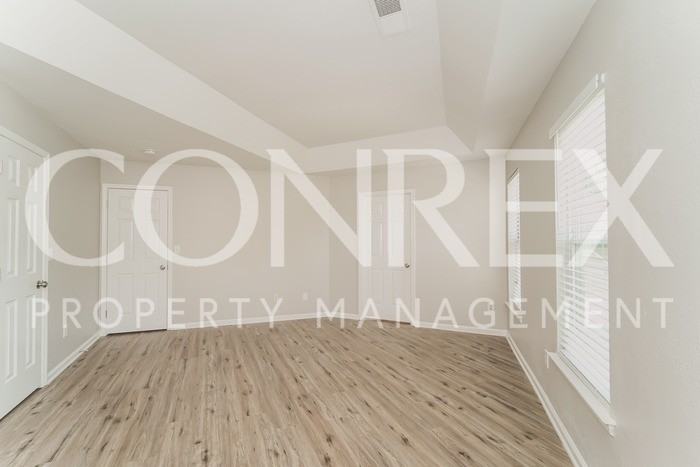 8114 Bald Ridge Dr - Photo 2 of 11