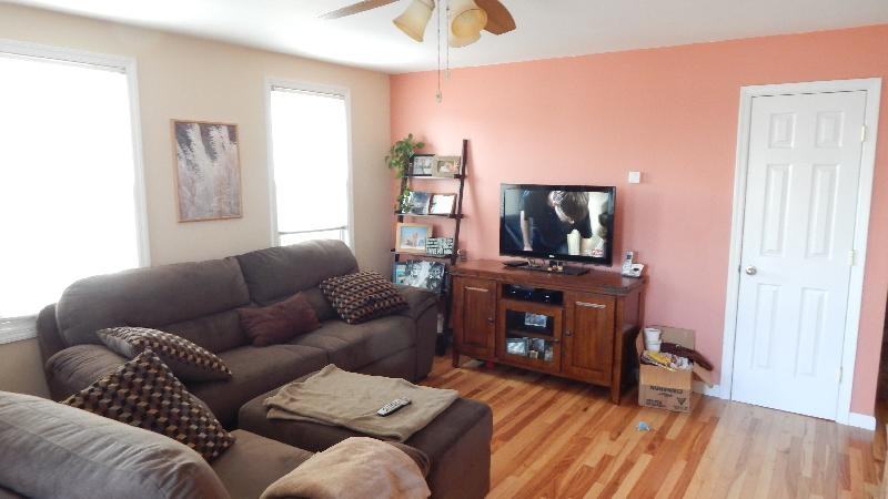 3615 Bayview St - Photo 3 of 8