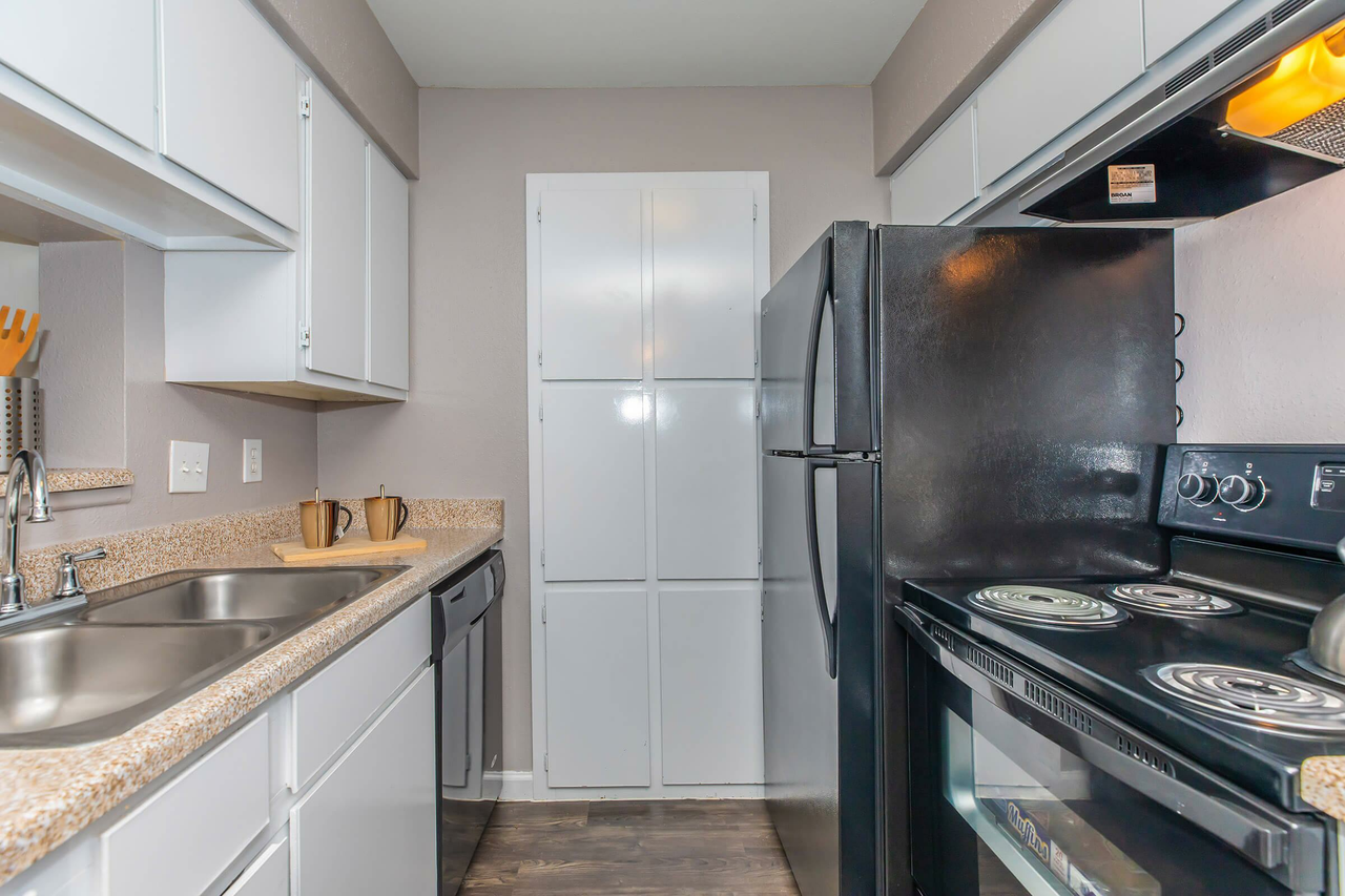 Bella Vida Apartments - 15330 Ella Blvd, Houston, TX 77090 - Zumper