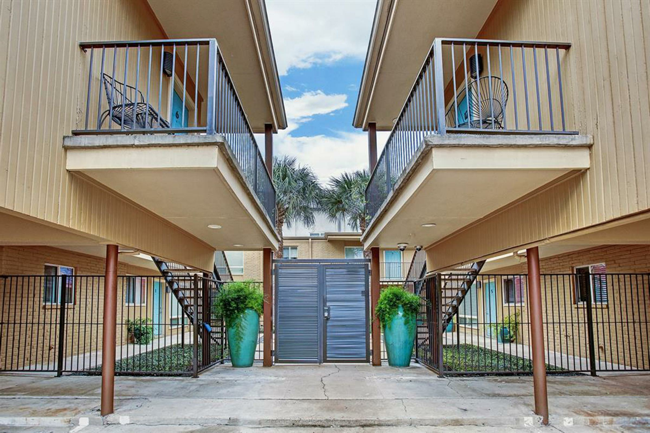 2020 Huldy Apartments - Photo 2 of 33