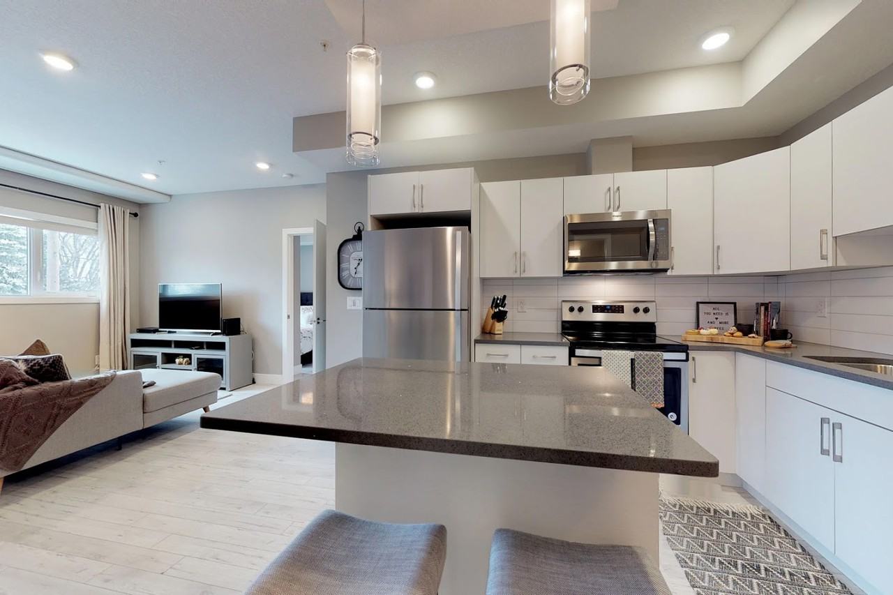 309, 10006 83 Ave NW #E - Photo 3 of 39