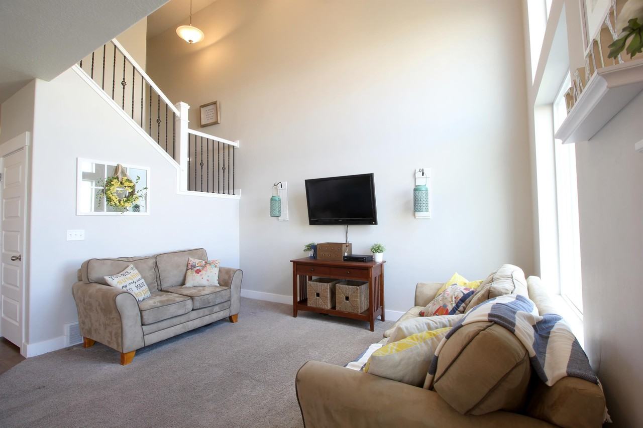 327 S 730 E #1 - Photo 4 of 19