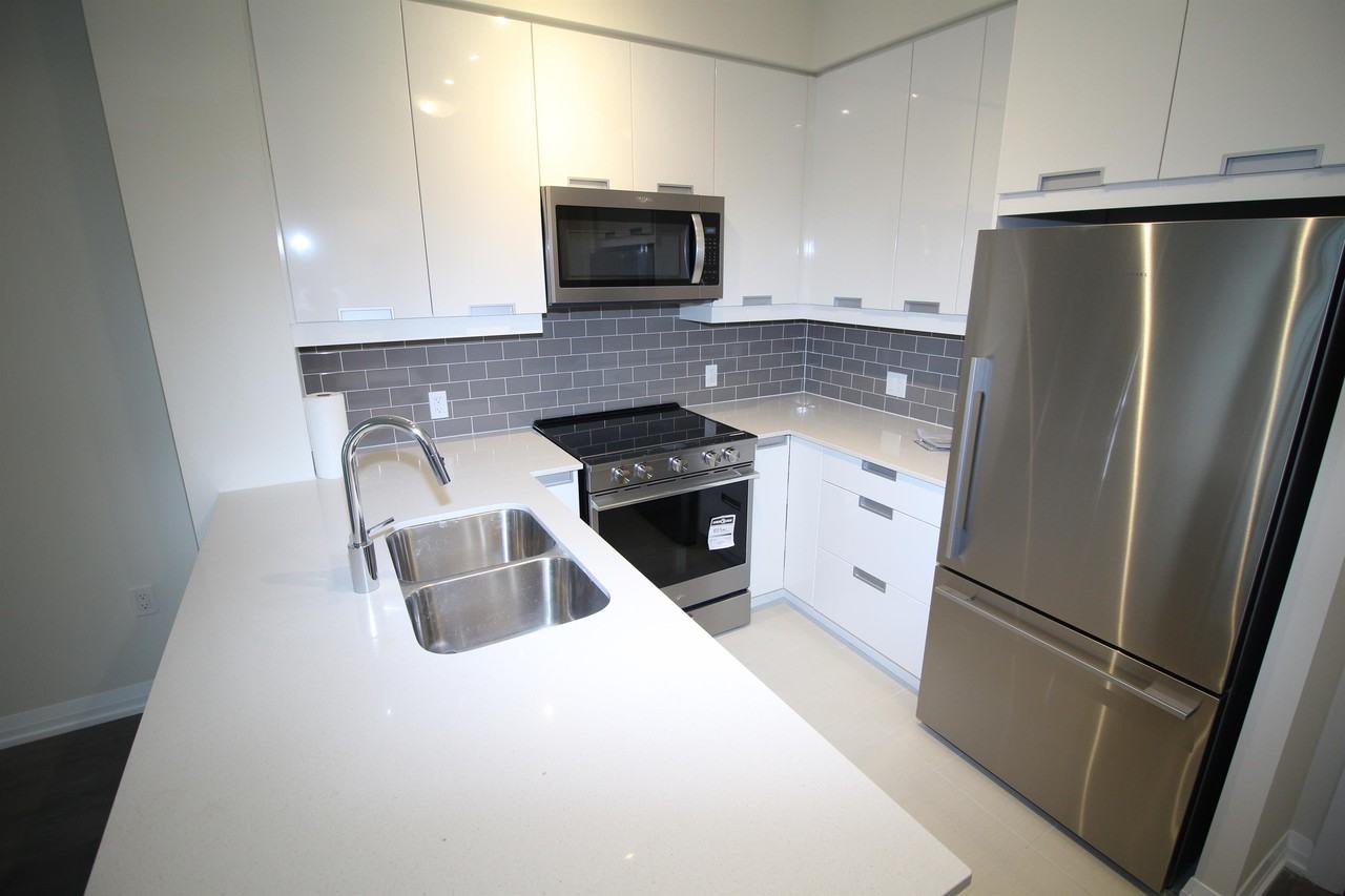 65 Pinnacle Uptown #1 - Photo 4 of 17