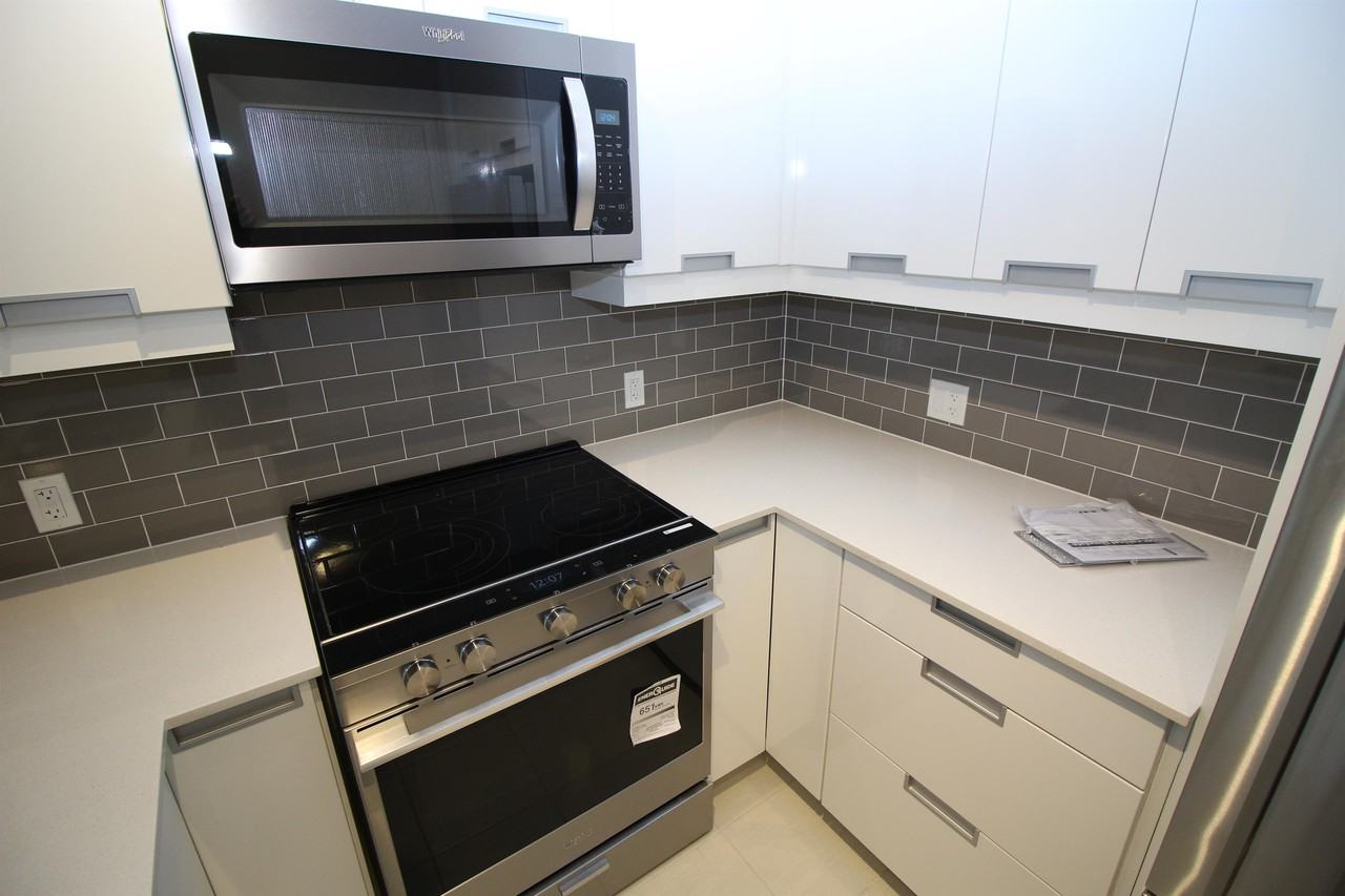 65 Pinnacle Uptown #1 - Photo 6 of 17