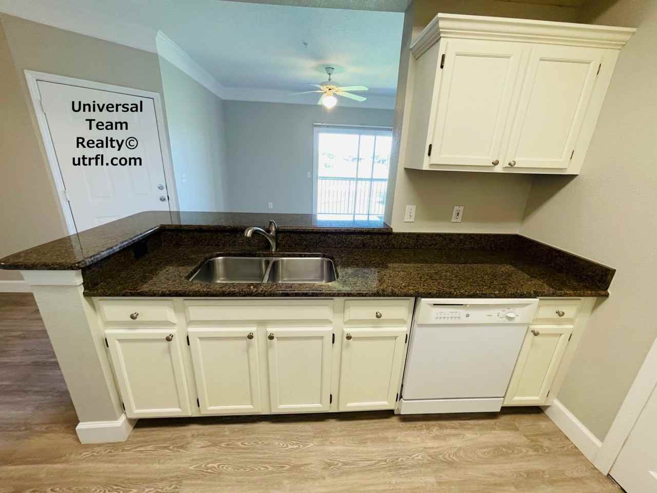 11480 Villa Grand #121 - Photo 2 of 24