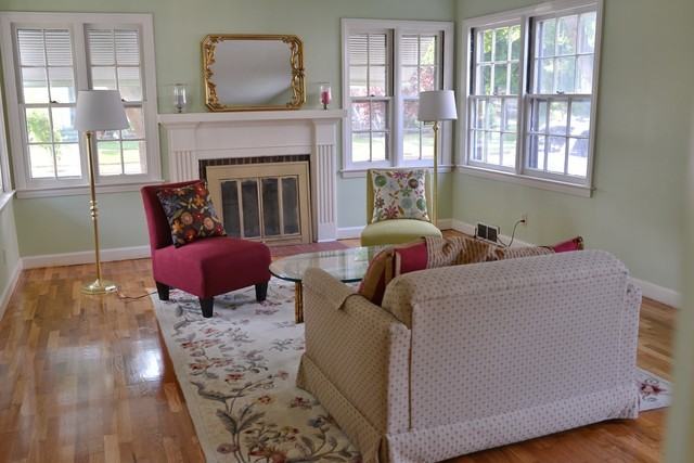 2115 Grant St - Photo 2 of 4