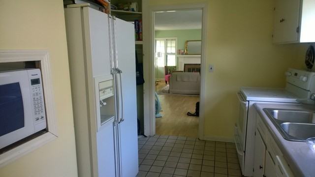 2115 Grant St - Photo 3 of 4